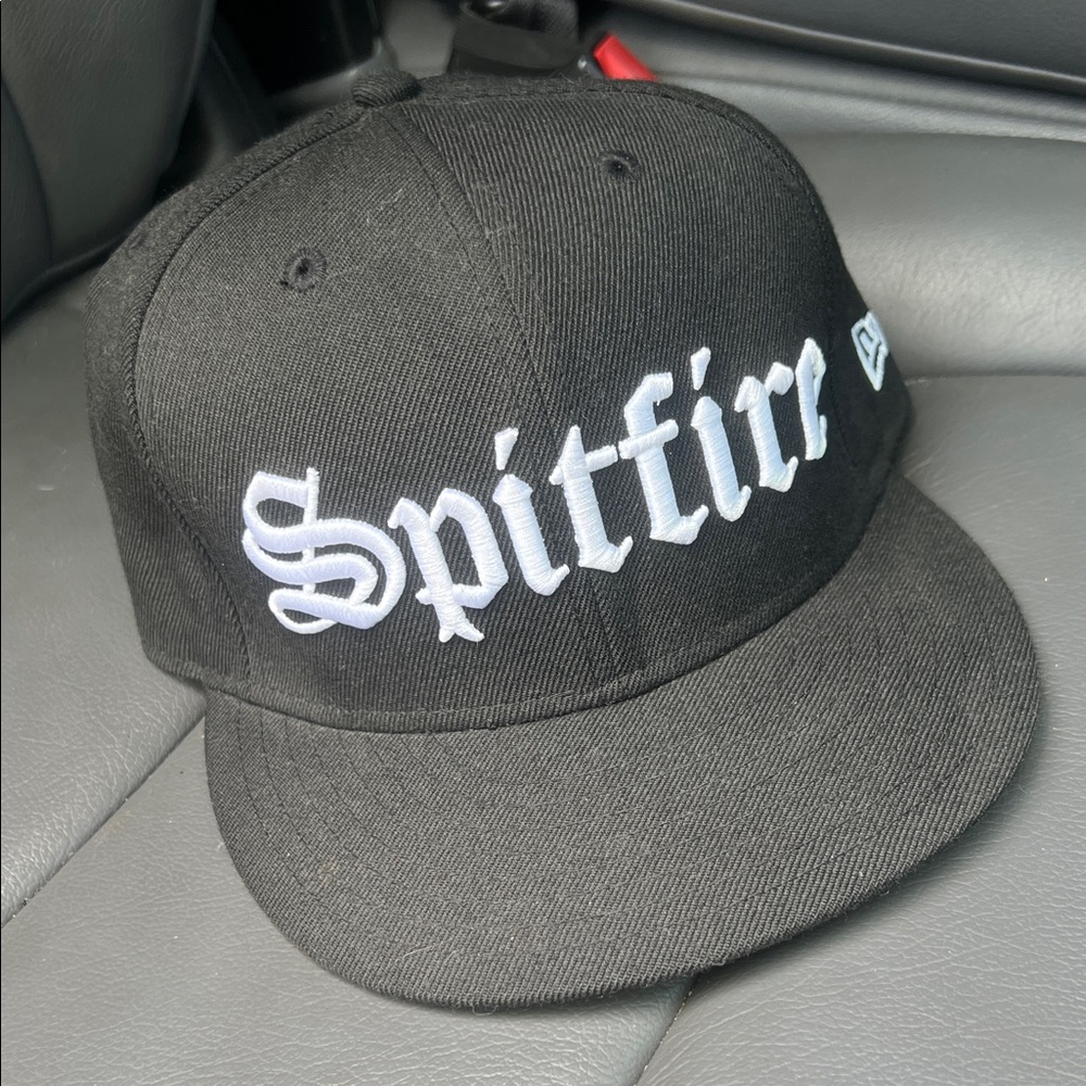 Spitfire Black Fitted